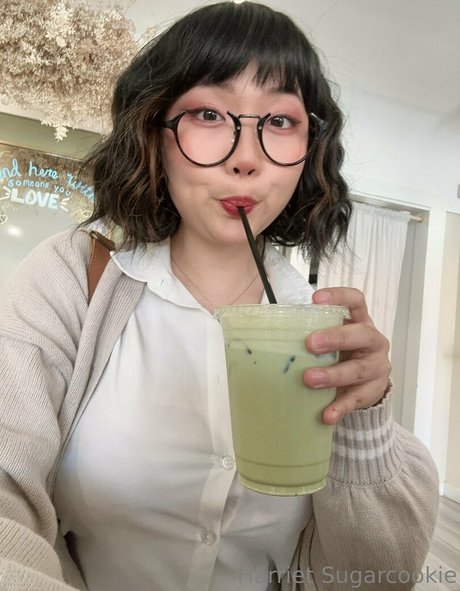 eyes onlyfans beautiful picture