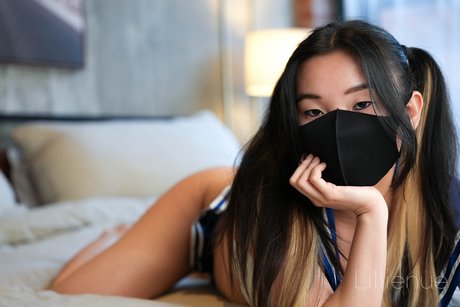 lillienue model hd photo