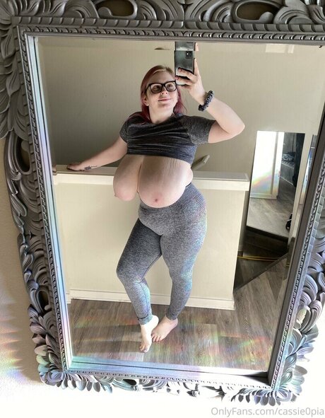 huge fake tits onlyfans beautiful naked pics