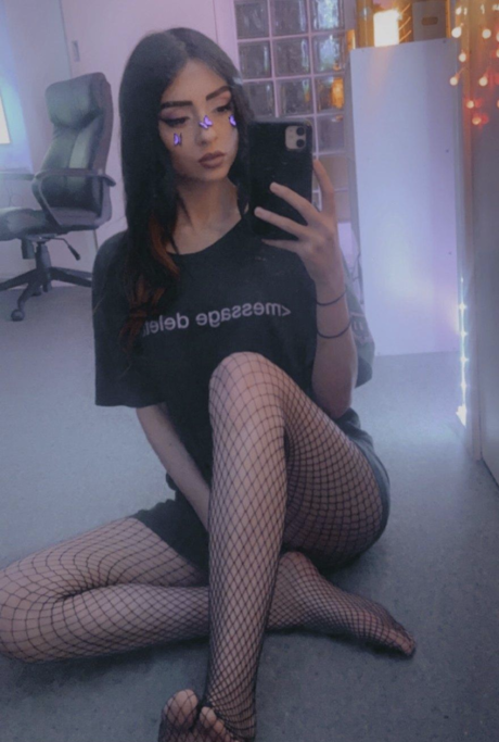 money onlyfans pretty picture