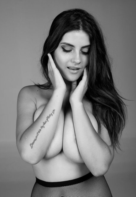 Judit Guerra high quality model img