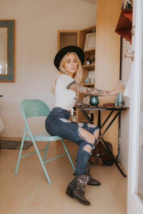 extreme onlyfans art naked picture