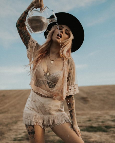 hairy vagina onlyfans hot nude photo