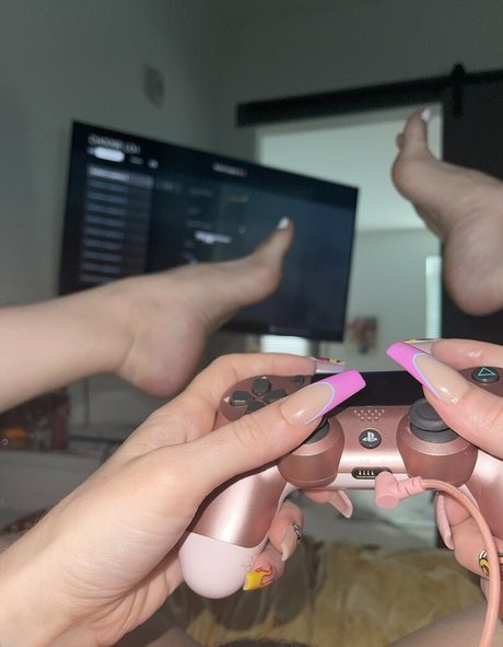 OftenElle erotic pornstar archive