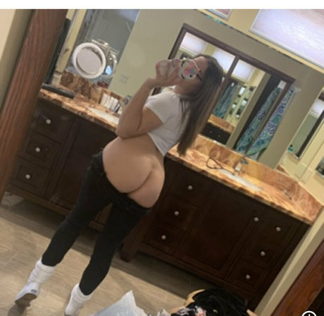 shemale cum in mouth onlyfans pornos photo