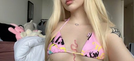 Ivyywaifuu model perfect image