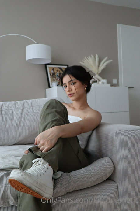 leather leggings onlyfans art nude archive