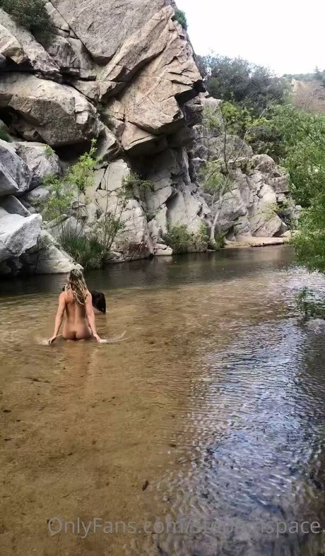 Steph in Space_ erotic pornstar galleries