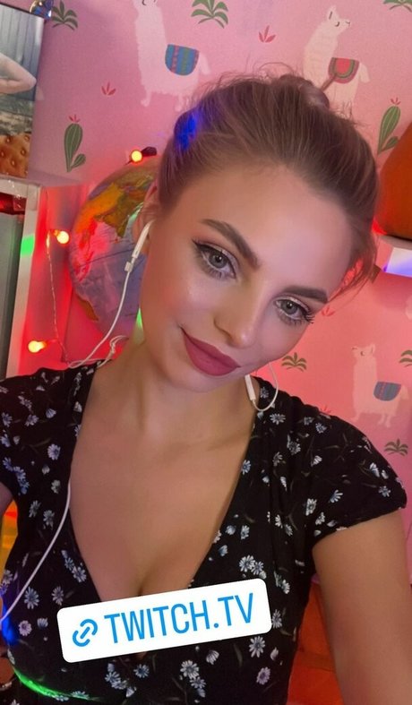 busya18plus model top galleries