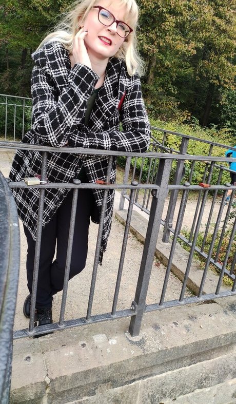 big tits handjob onlyfans hot porn picture