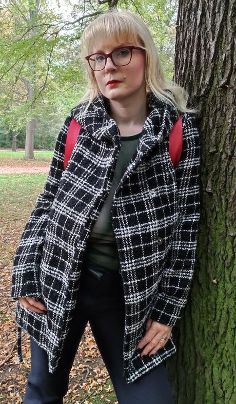 flat chested onlyfans porn galleries