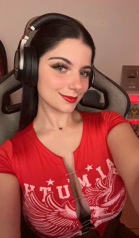 waitress onlyfans top photos