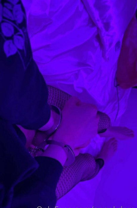 angel dom model top image