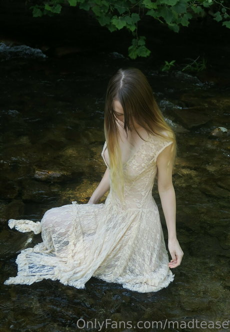 mature wife onlyfans hot naked pic