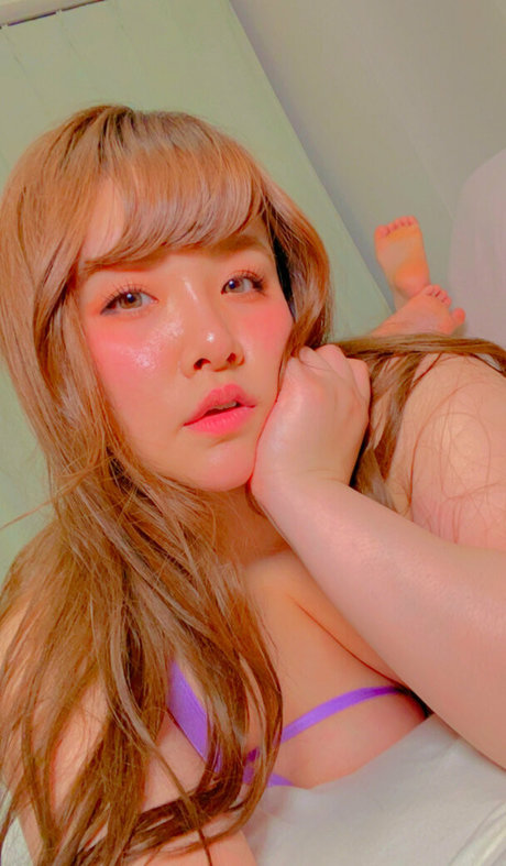 mitoma umi vip model top images