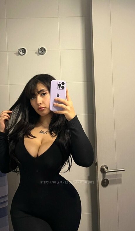 Ascendentelunar hot model image