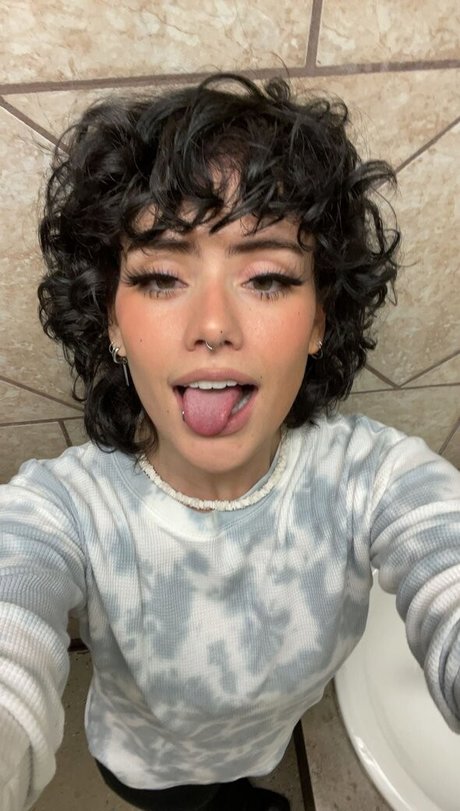 nihsfw model art picture