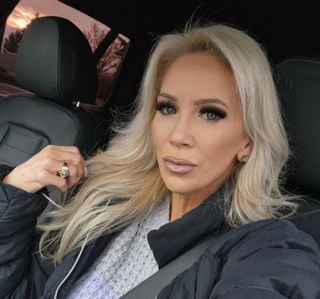 Anya XO pornstar high quality image