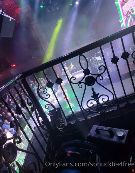 muscle girls onlyfans sexy naked picture