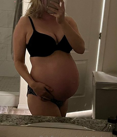 barefitmommy pornstar art picture