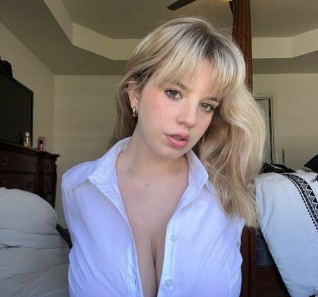 Haley Z perfect model images