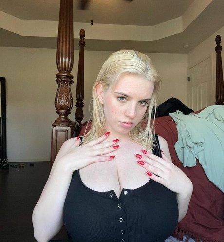 amateur deepthroat onlyfans hot naked image