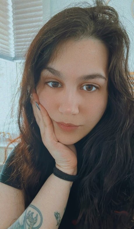 viotcz free actress img