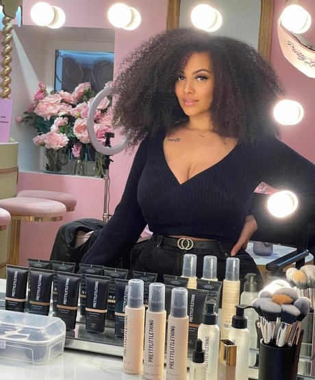 hijabi onlyfans art naked archive