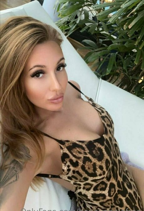 honeyanniefree star naked pics