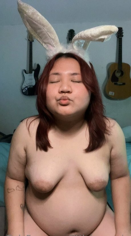 littlebunnyrin model art galleries