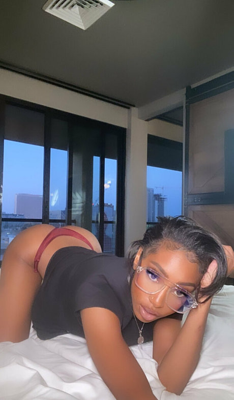 aliyahlust model beautiful pictures