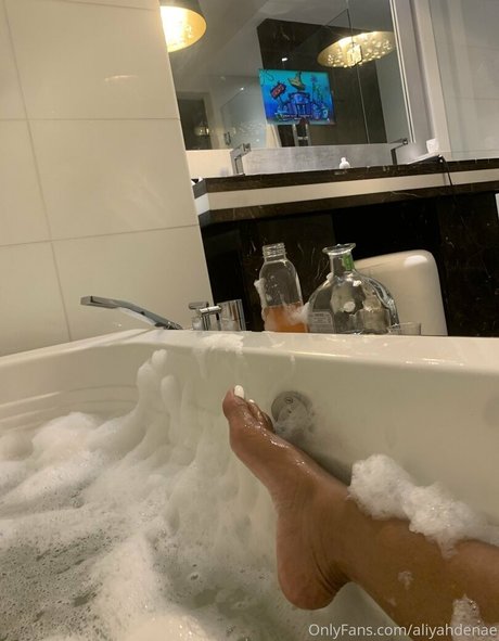 feet free onlyfans naked img