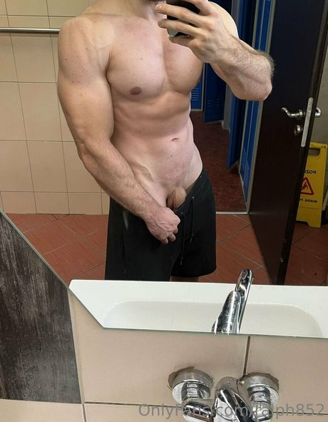 ralph852 model sexy pic