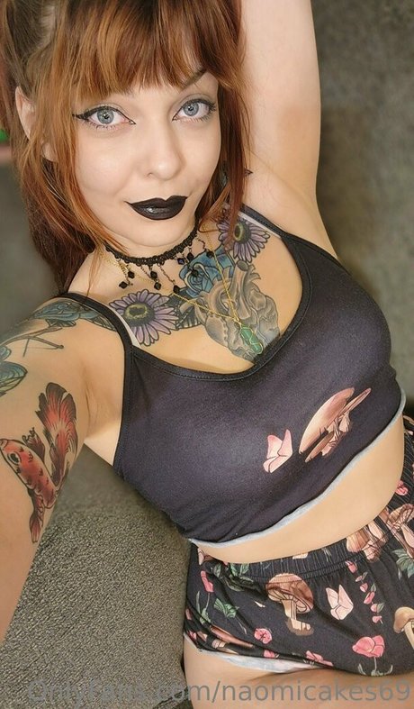 naomipeaches perfect actress img