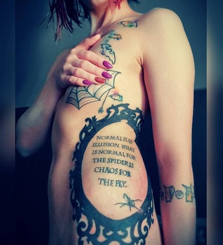 Sinroselr nude pornstar photos