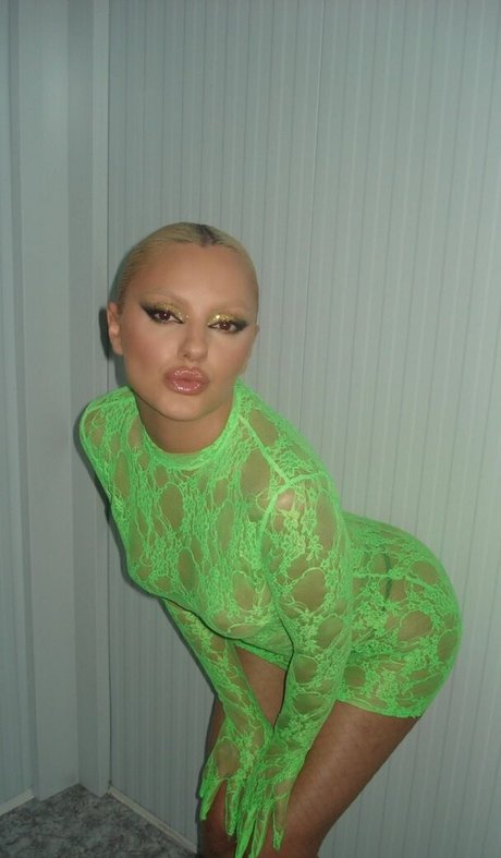 squirt teen onlyfans hot naked gallery