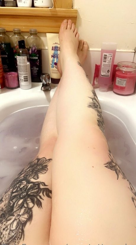 two onlyfans free pics