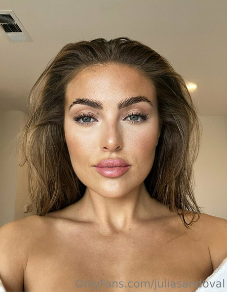 famous femboy onlyfans free gallery