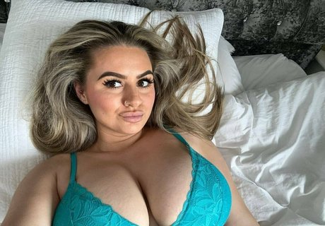 Maci Carter star porn gallery