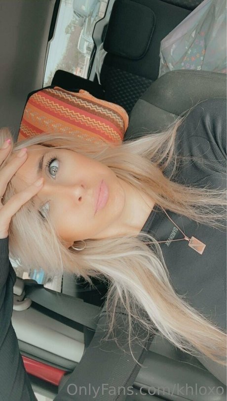 khloxo xxx model image