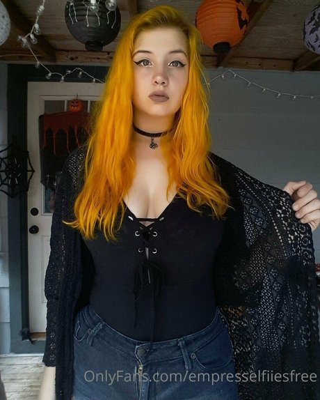 empresselfiiesfree pornstar sexy pic