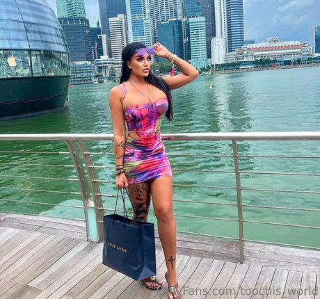 blonde babe onlyfans free galleries