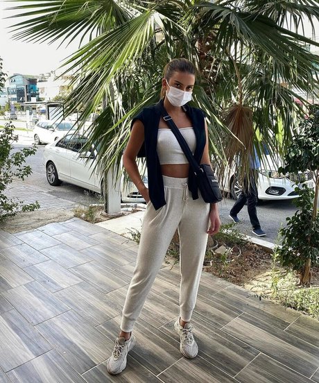 Sara Chafak pornstar perfect images