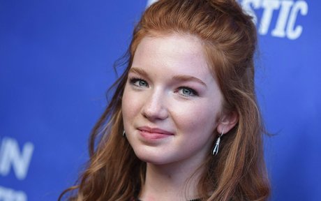 Annalise Basso pornstar top gallery