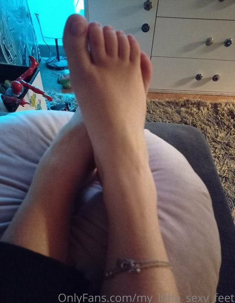 my little sexy feet adult actress galleries