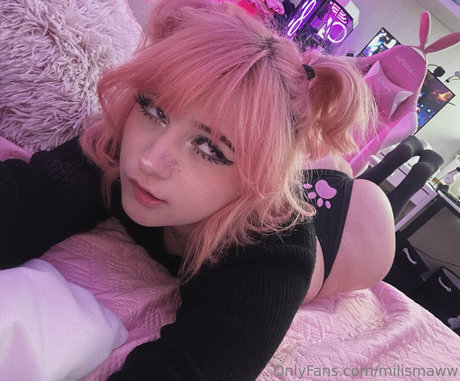 milismaww naked star img