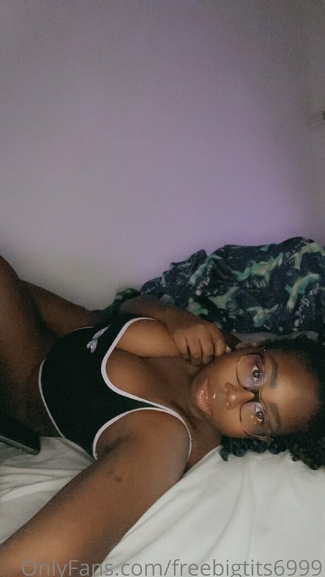 freebigtits6999 model nice gallery