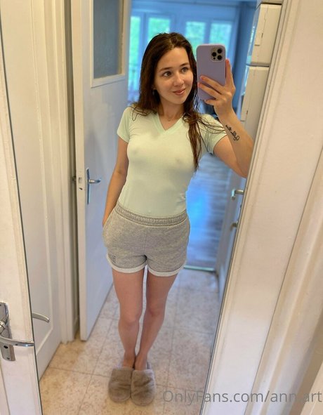 ann art xxx star galleries