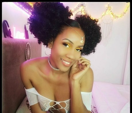 mom fuck onlyfans art naked picture