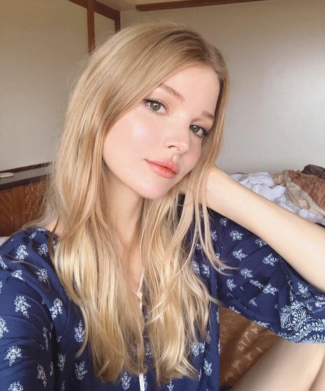 Lili Johansson high quality star img